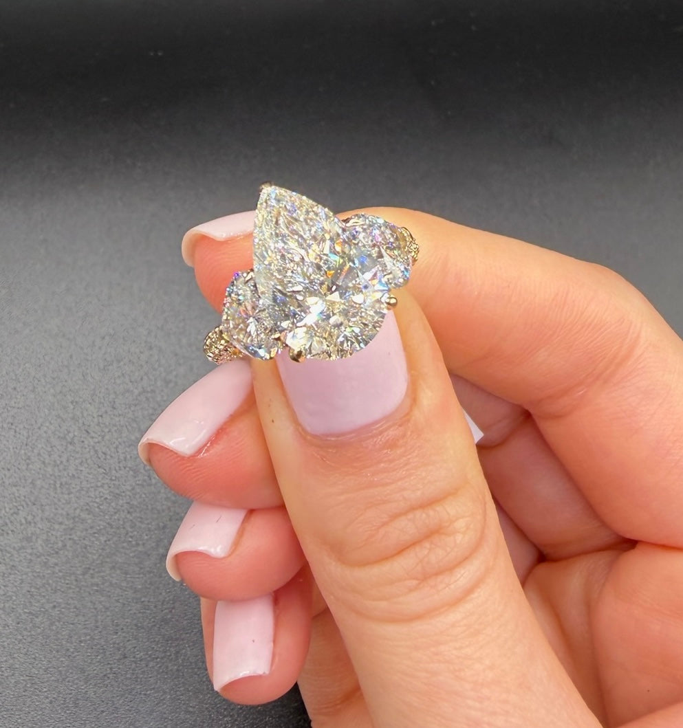 4.07 CT IGI Certified Pear Lab-Grown Diamond Engagement Ring • E Color VS1 • 14 K Yellow Gold