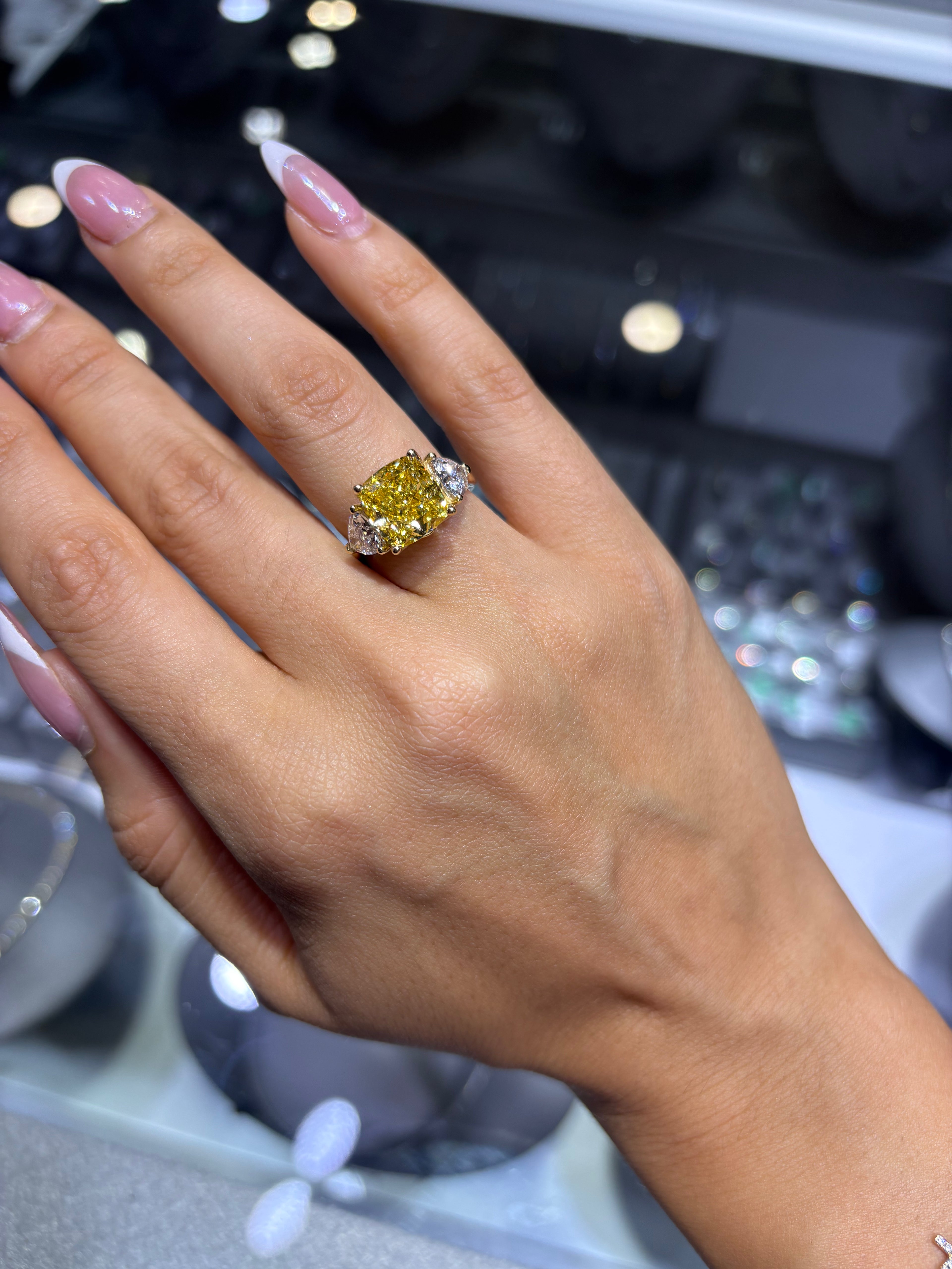 6.12 CT CUSHION BRILLIANT LAB DIAMOND RING • 5.14 CT CENTER • FANCY VIVID YELLOW • VS1 • IGI CERTIFICATE INCLUDED