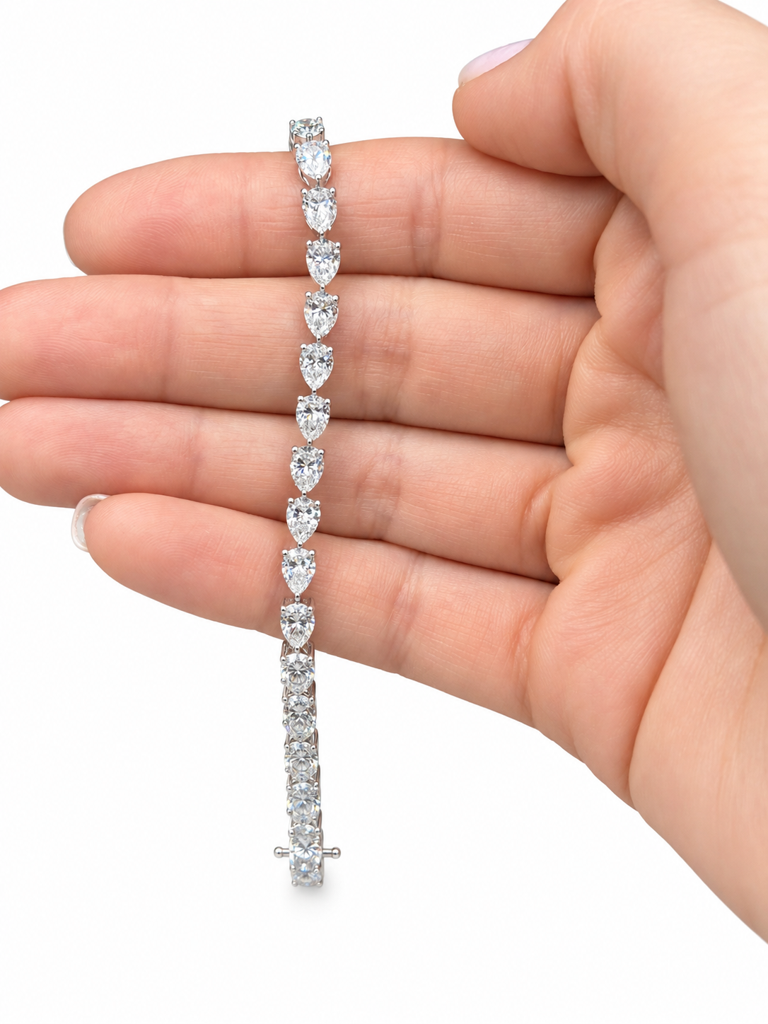14K White Gold Tennis Bracelet • Non-IGI Certified • 7.89 Carat Total Weight • Oval Stones