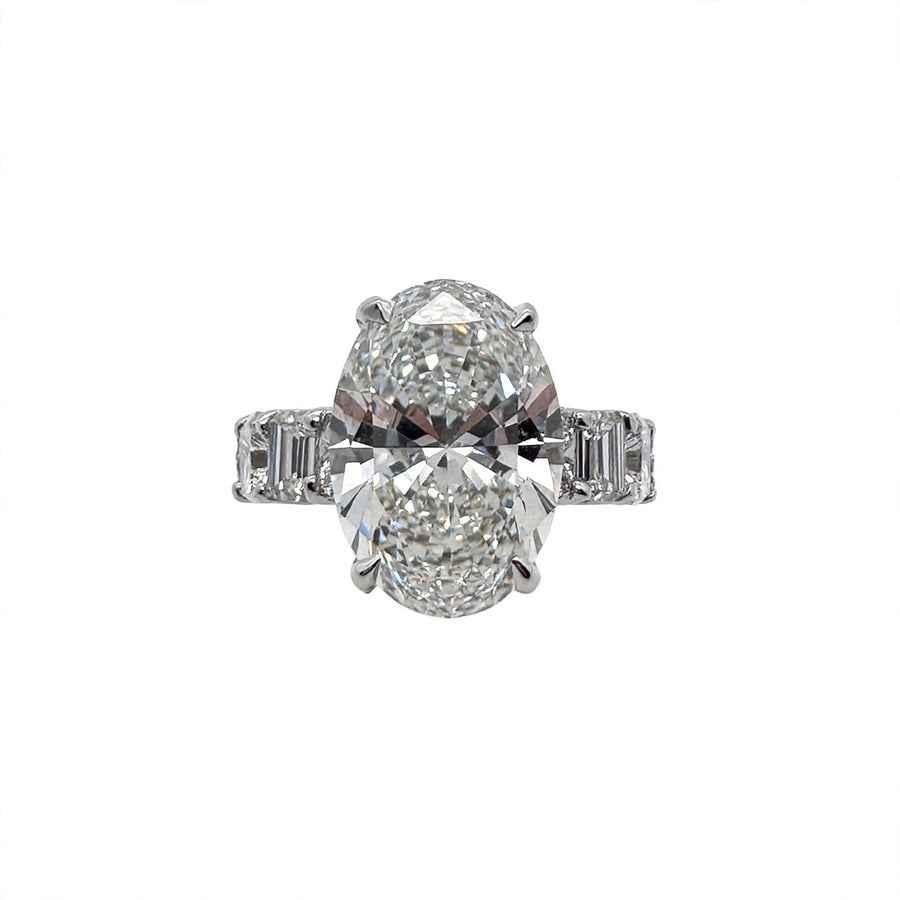 12.60 CT DIAMOND RING • 9.60 CT CENTER • G VVS2 • IGI CERTIFICATE