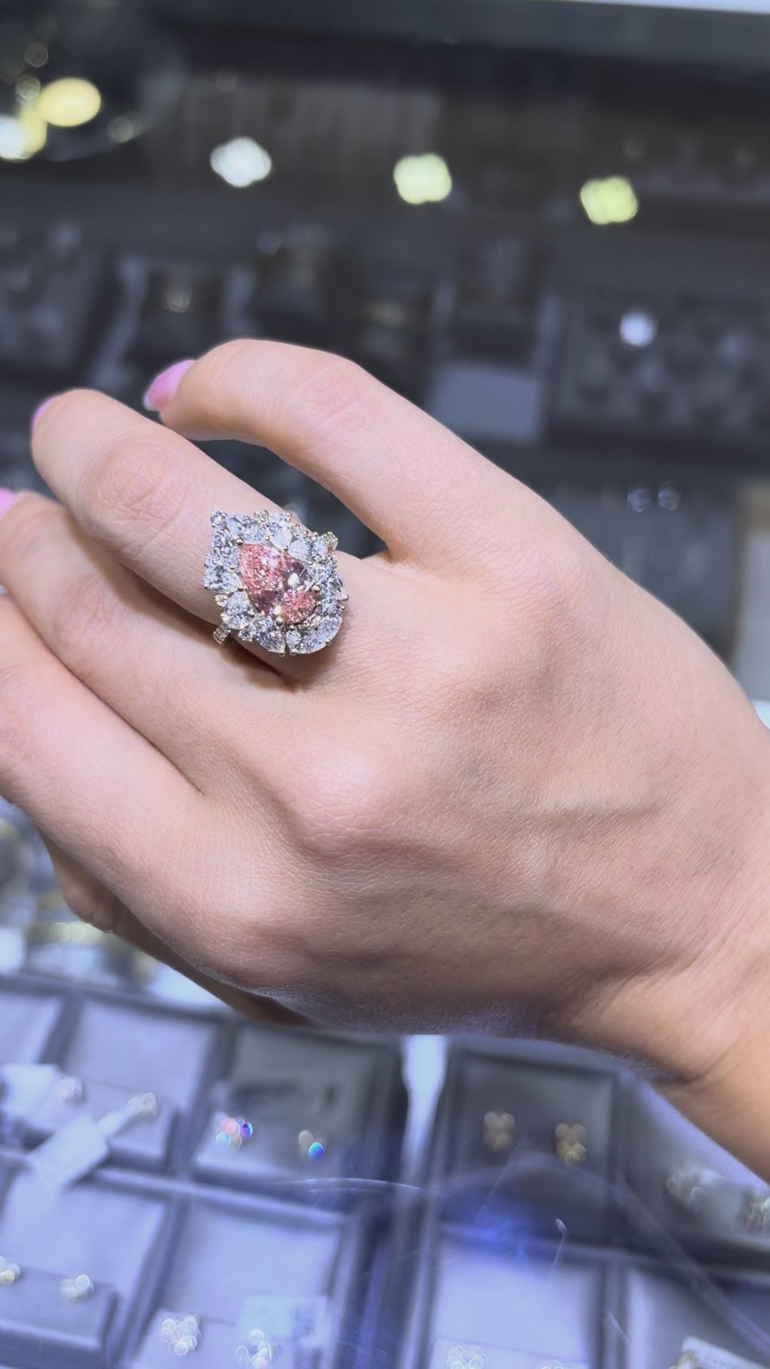 4.70 CT PEAR BRILLIANT LAB DIAMOND RING • 2.50 CT CENTER • FANCY VIVID PINK • VVS2 • IGI CERTIFICATE INCLUDED