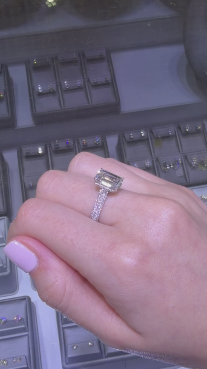3.10 CT IGI Certified Cushion Lab-Grown Diamond Engagement Ring • E Color VVS2 • 14K White Gold