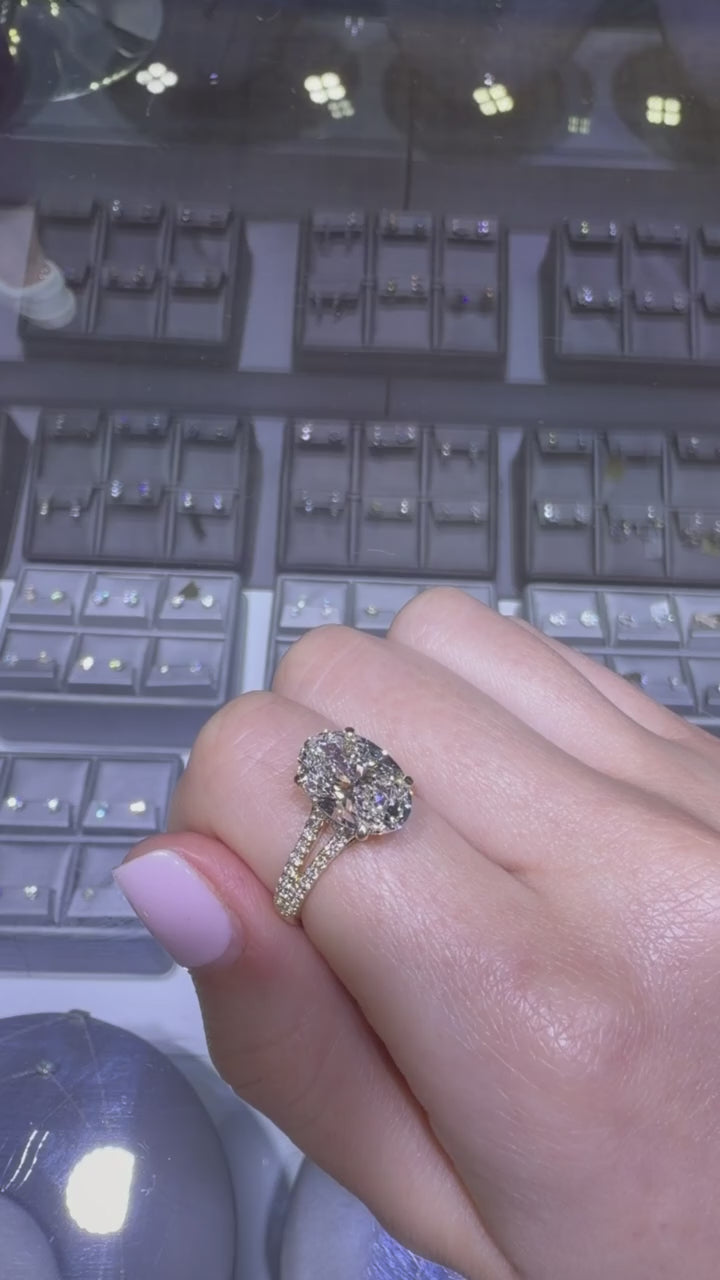 4.07 CT IGI Certified Lab-Grown Diamond Oval Engagement Ring • E Color VS1 • 14 K Yellow Gold