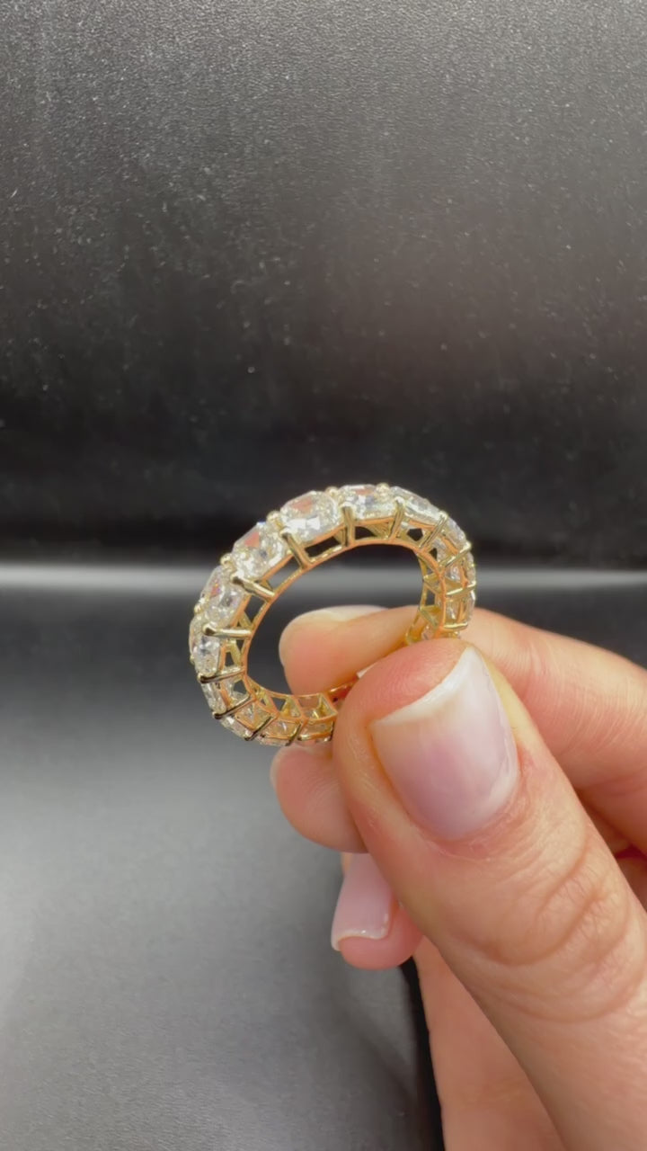 14K Yellow Gold Non-Certified Lab-Grown Diamond Ring • 5.74 Carat Total Weight • E-F Color • Size 6