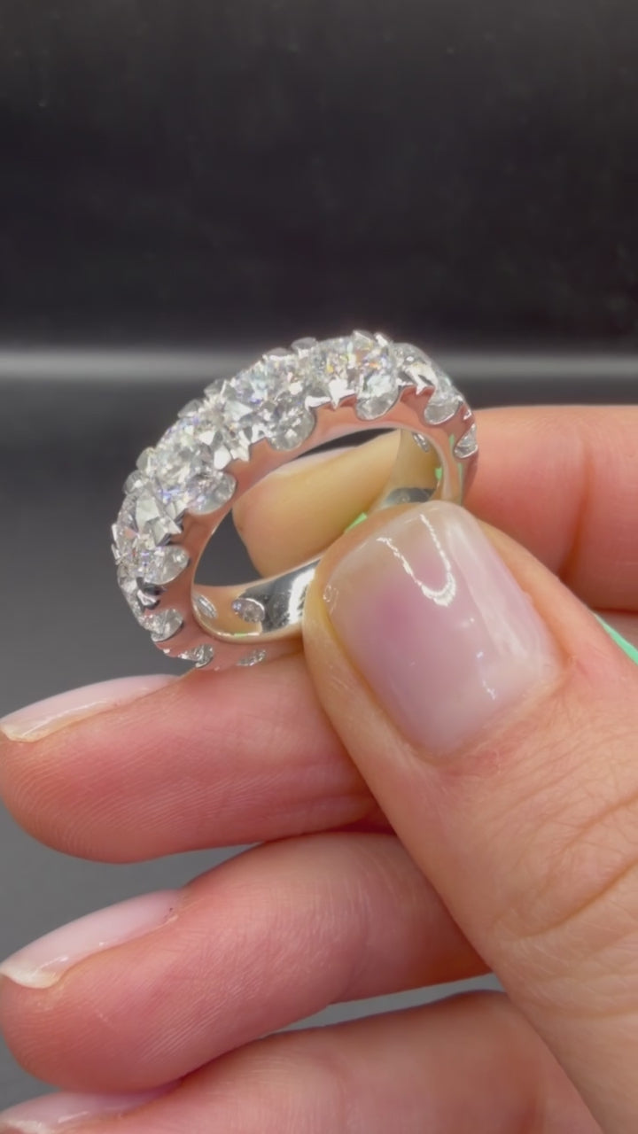 14K White Gold Non-Certified Lab-Grown Diamond Ring • 4.50 Carat Total Weight • E-F Color • Size 7