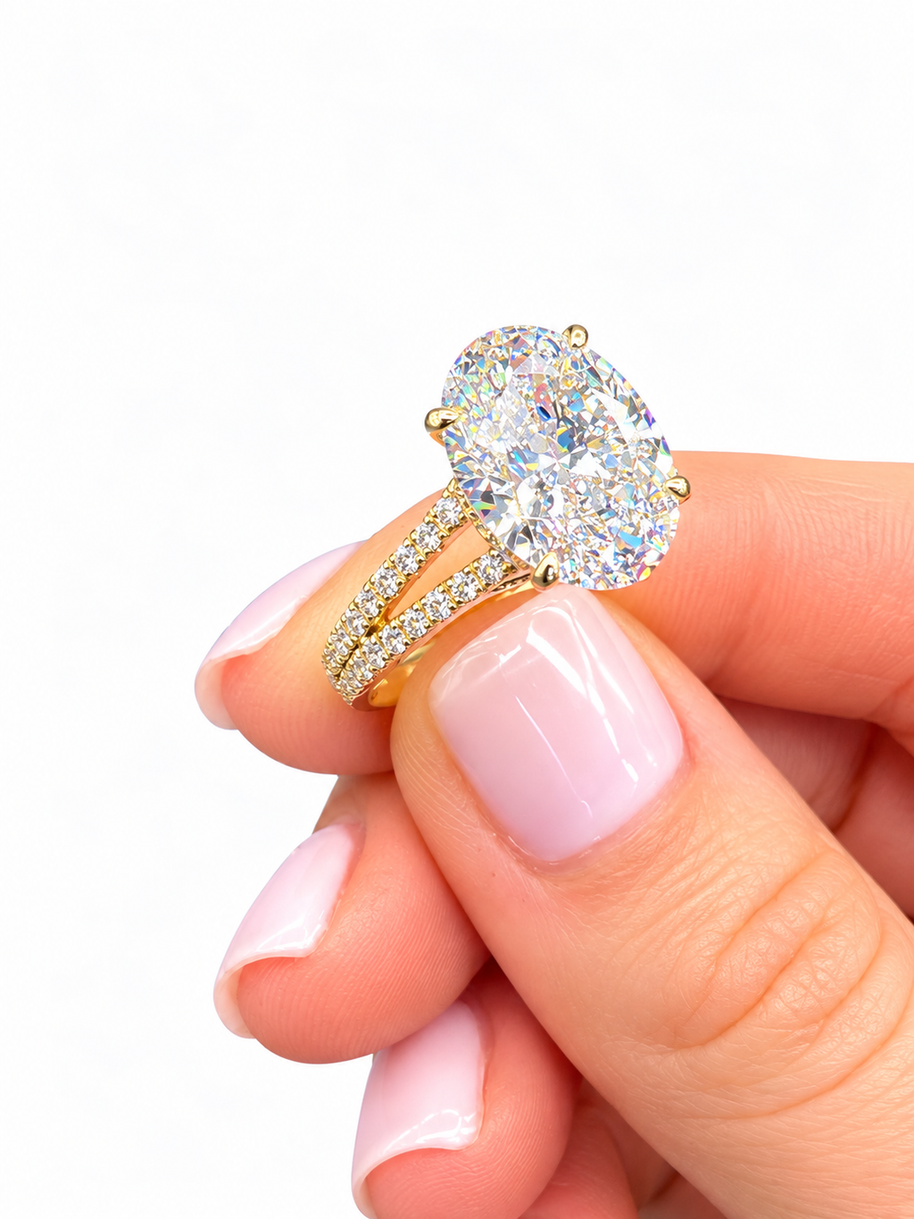 4.07 CT IGI Certified Lab-Grown Diamond Oval Engagement Ring • E Color VS1 • 14 K Yellow Gold